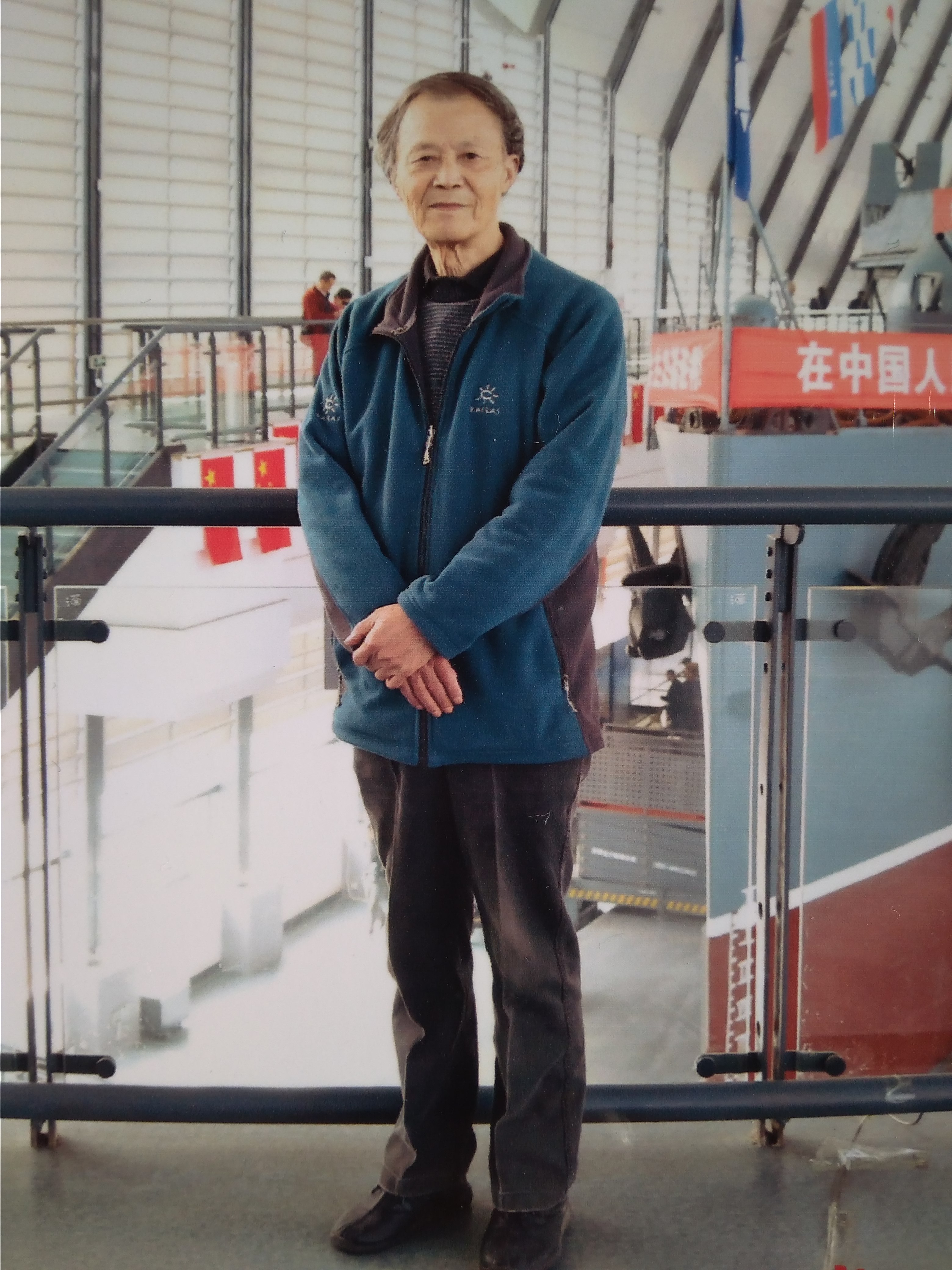 【卷首语】左边页 配图 刘沛生.jpg